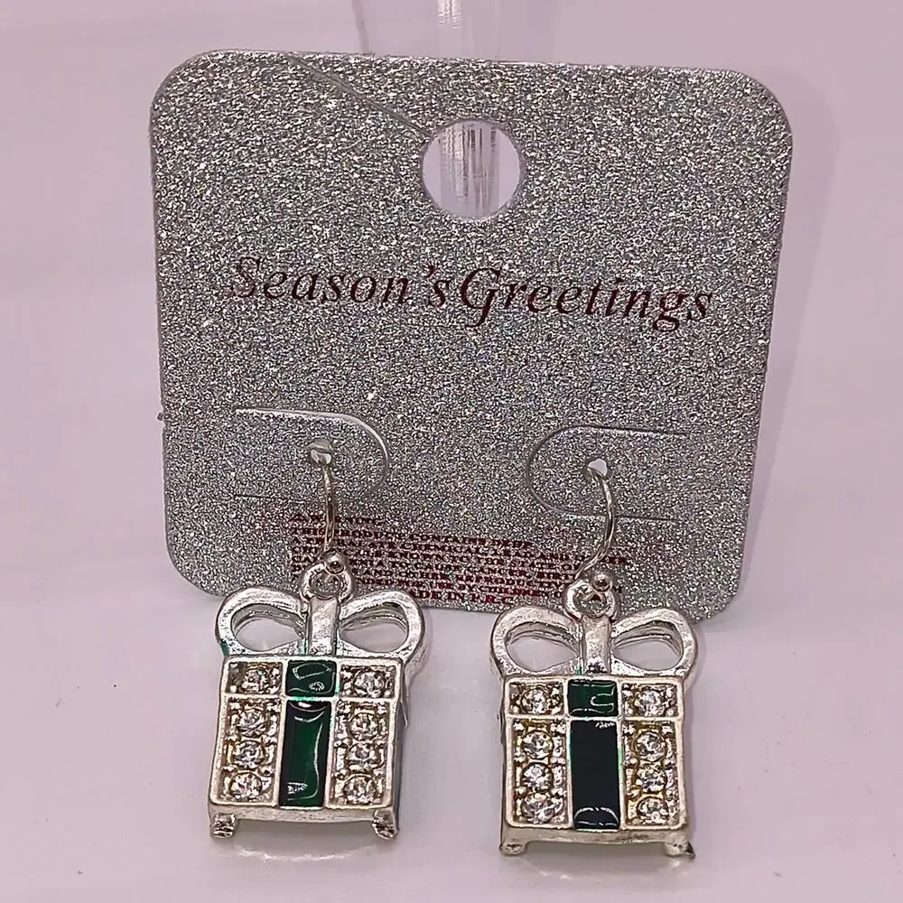 C 10 silver tone earrings with